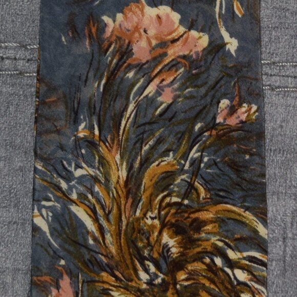 Valentino Cravatte Italian Silk Tie – Abstract Painterly Print, Made in Italy - Picture 2 of 6